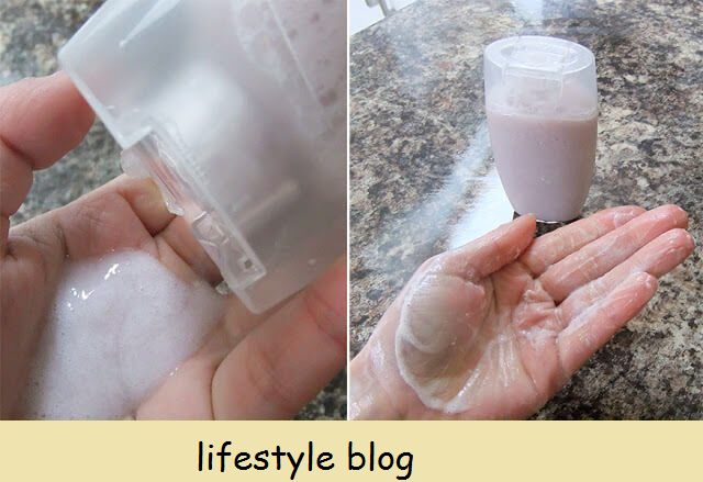 A maneira mais fácil de fazer sabonete líquido é começando com uma barra de sabão. Aqui