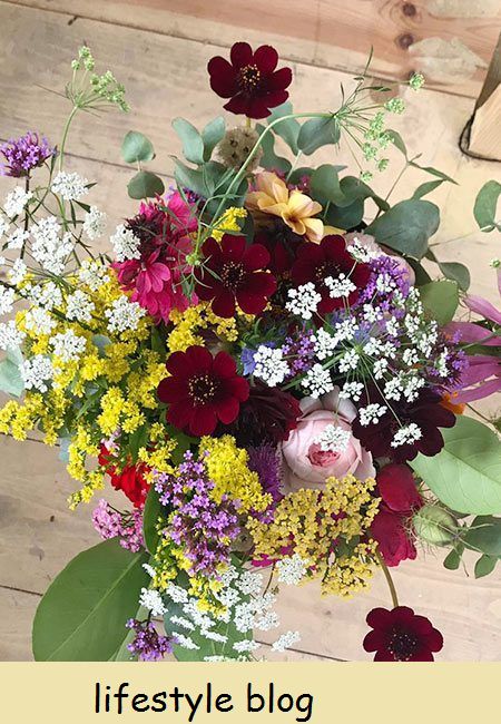 Cultive um jardim de flores cortadas para buquês caseiros